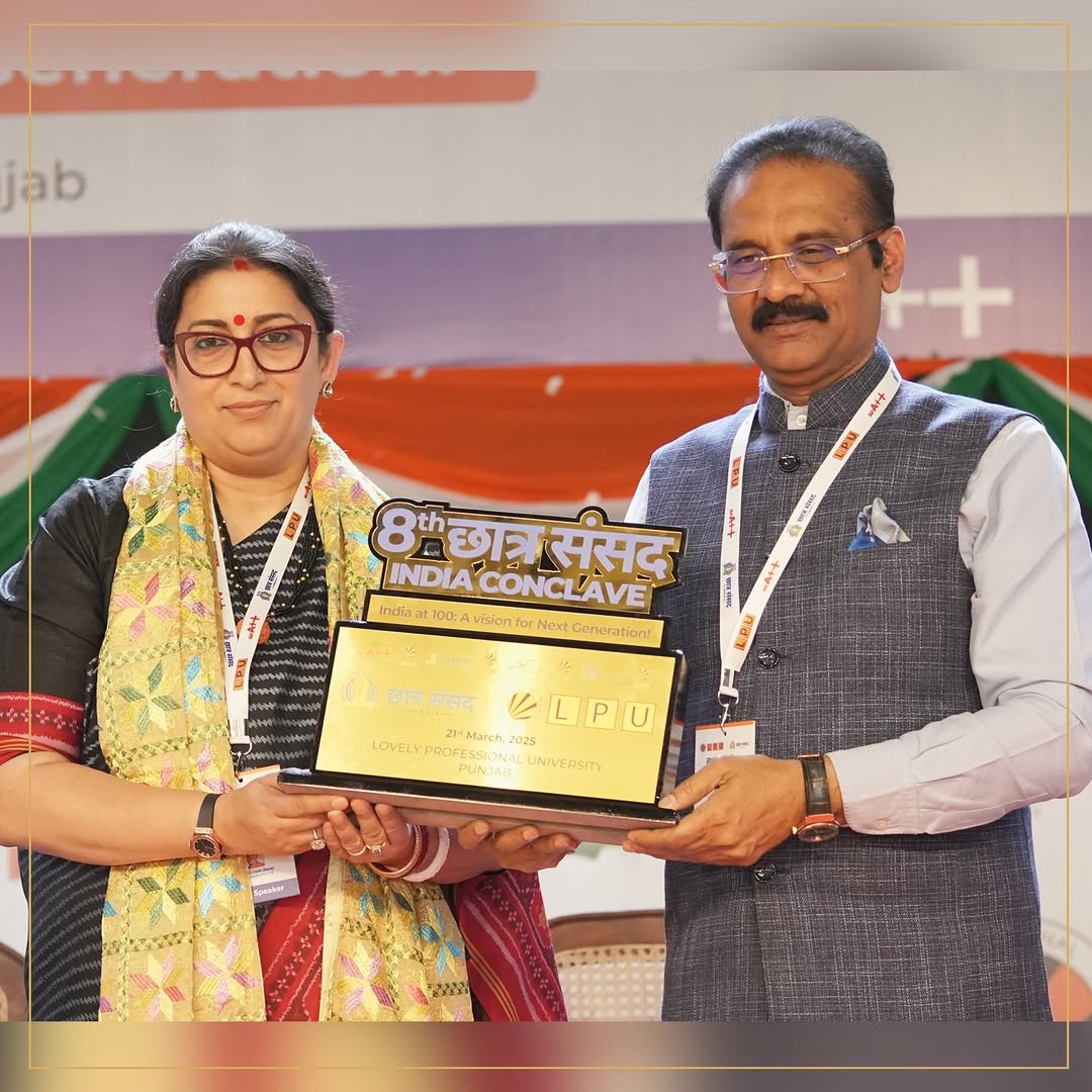 Enriching interaction with Smt. Smriti Irani, Hon’ble Union Minister for Textiles and Women & Child Development.