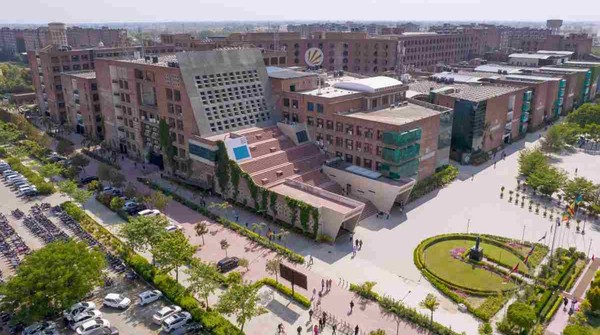 Lovely Professional University : कॅम्पसमध्ये कोका-कोलासह अन्य अमेररकन पेयााांिर बाांदी; देशव्यापी “स्िदेशी २. ०” चळिळीला स रूिात